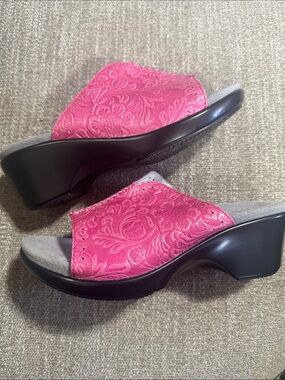 Alegria Sasha Dolly Fuchsia comfort sandals Size 37, 7-7.5